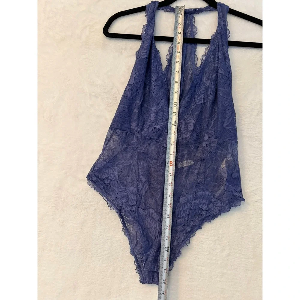 Free People‎ Blue Floral Lace Racerback Bodysuit Plunging V-Neck Lingerie Medium